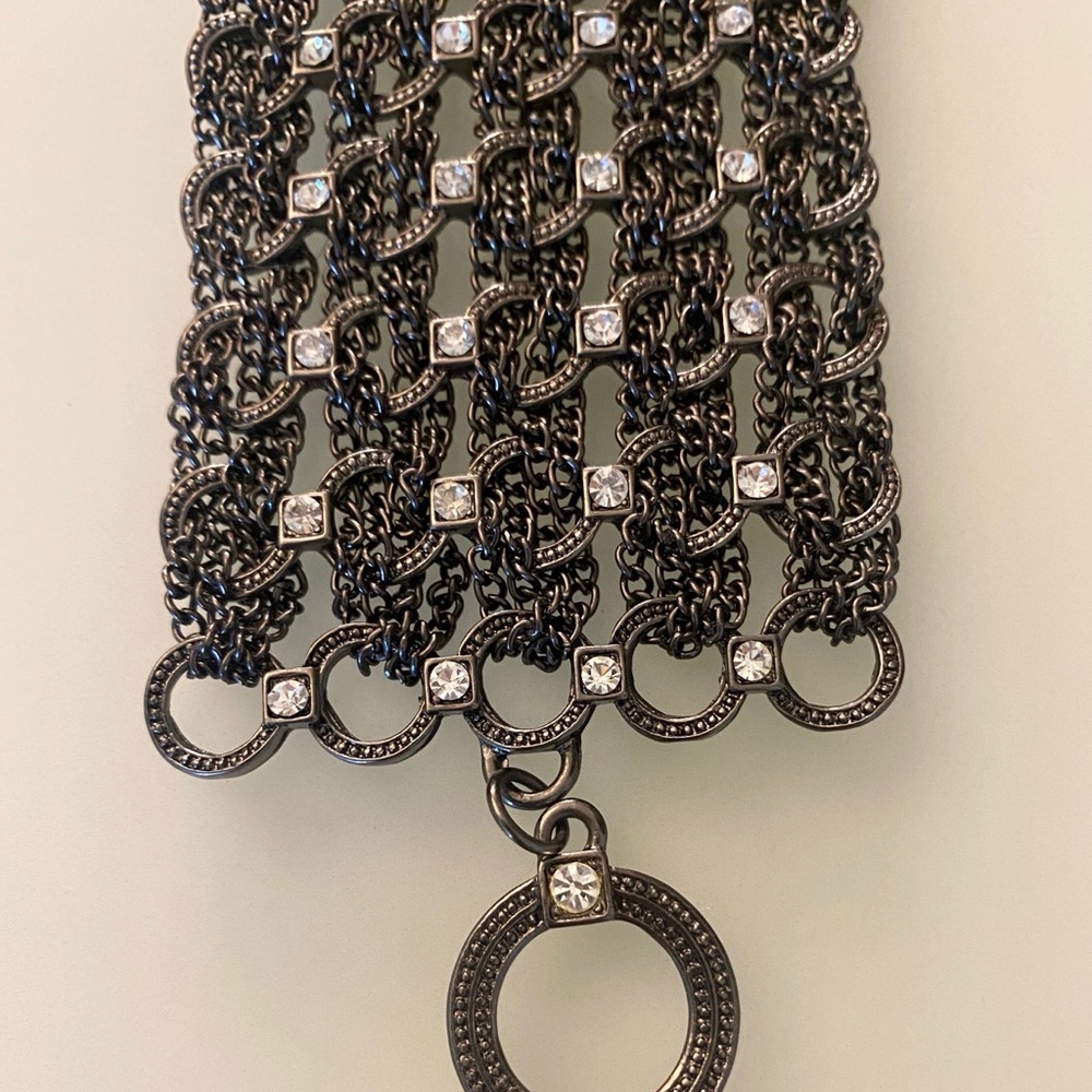 Gothic Rhinestone Chain Bracelet - Picture 5 of 5